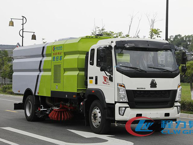 重汽豪沃國(guó)六洗掃車(chē)圖片2